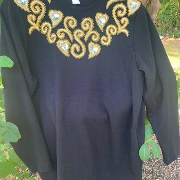 Outlander Sweater - Picture 2 of 2